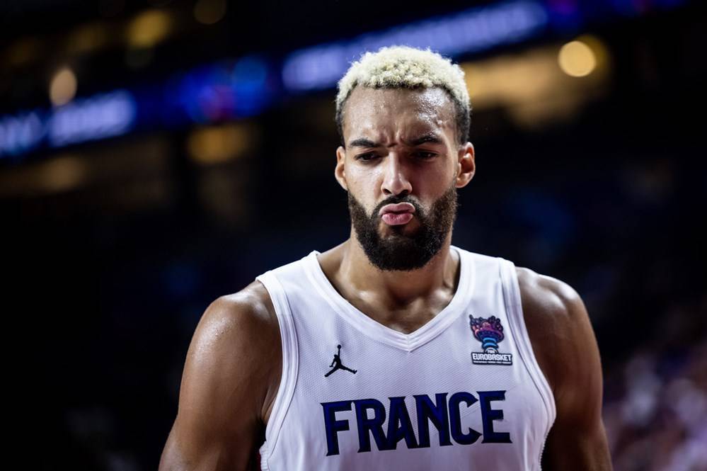 爱游戏-风云突变！新疆广汇国际比赛日遗憾出局，NBA常规赛版图或变，悬念犹存，年轻球员得到机会的简单介绍